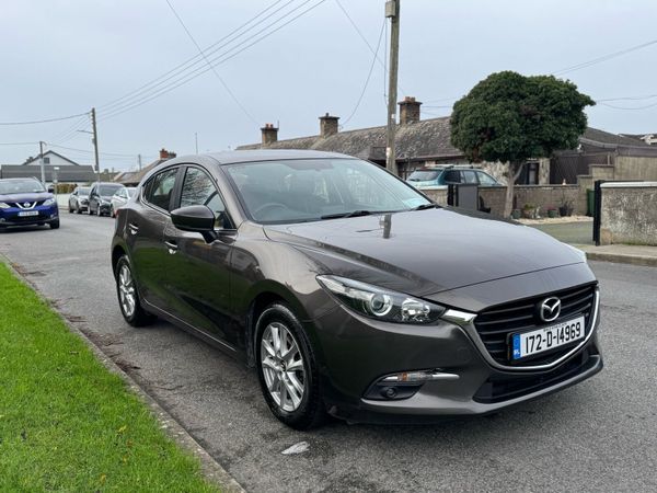 Mazda Mazda3 Hatchback, Diesel, 2017, Brown