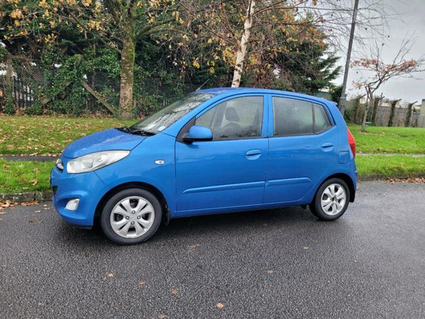 Hyundai i10 Hatchback, Petrol, 2011, Blue
