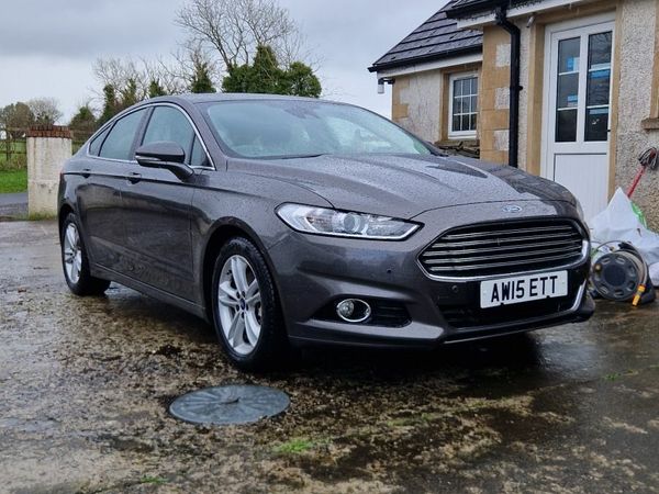 Ford Mondeo Hatchback, Diesel, 2015, Grey