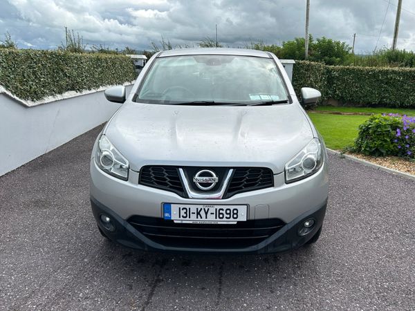 Nissan Qashqai Hatchback, Diesel, 2013, Silver