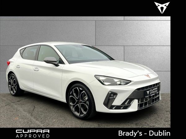 Cupra Leon Hatchback, Diesel, 2025, White
