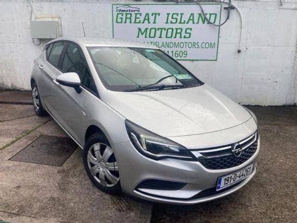Opel Astra Hatchback, Petrol, 2019, Grey