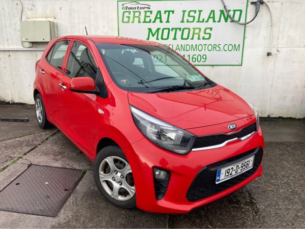 Kia Picanto Hatchback, Petrol, 2019, Red