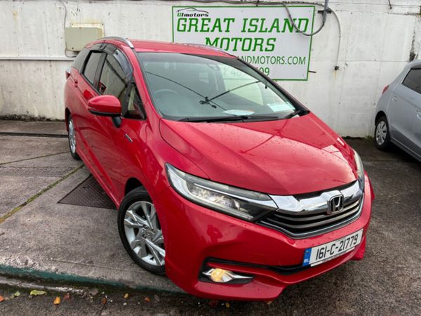 Honda Shuttle Estate, Petrol Hybrid, 2016, Red