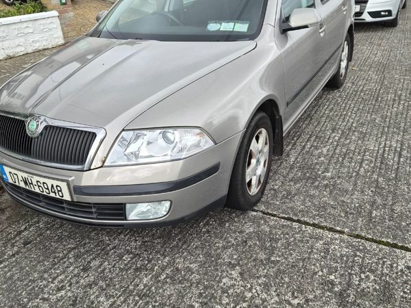 Skoda Octavia Hatchback, Diesel, 2007, Beige
