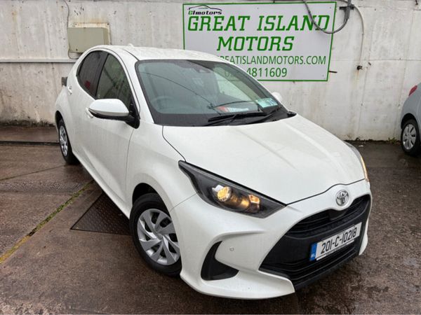 Toyota Yaris Hatchback, Petrol, 2020, White