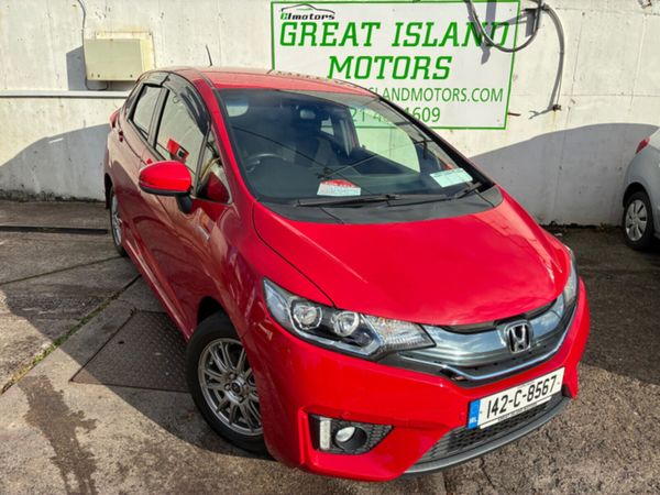 Honda Fit Hatchback, Petrol Hybrid, 2014, Red