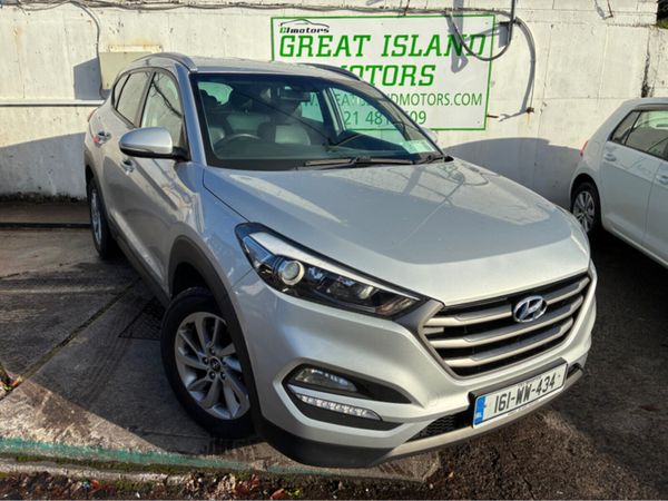Hyundai Tucson Hatchback, Diesel, 2016, Silver