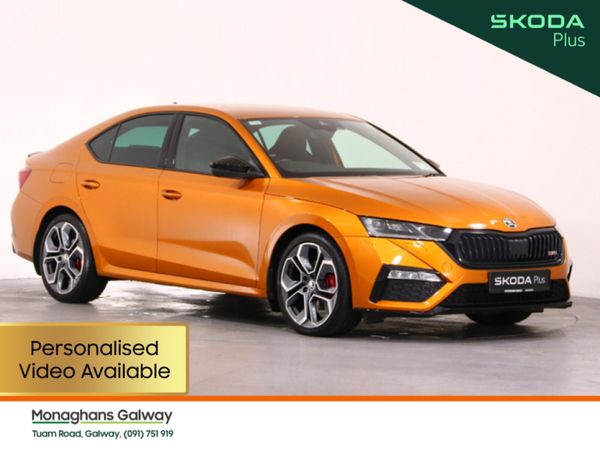Skoda Octavia Hatchback, Diesel, 2024, Orange