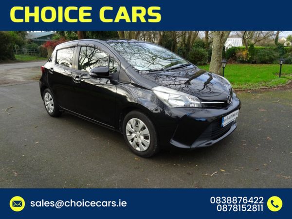 Toyota Yaris Hatchback, Petrol, 2015, Black