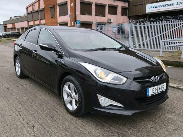 Hyundai i40 Saloon, Diesel, 2013, Black
