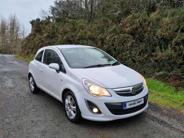Vauxhall Corsa Hatchback, Diesel, 2014, White
