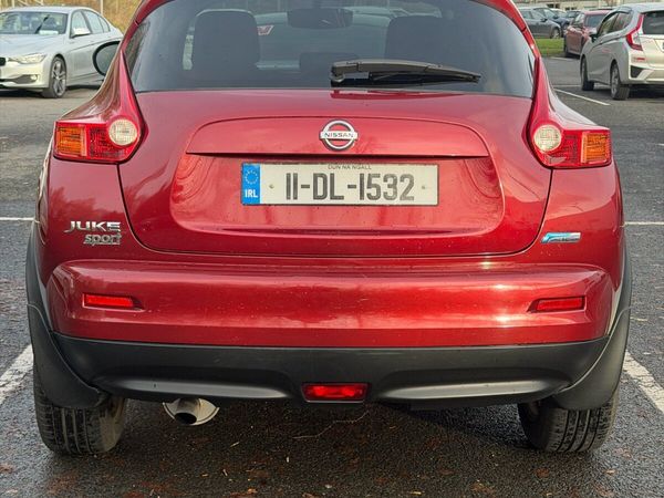 Nissan Juke SUV, Diesel, 2011, Red
