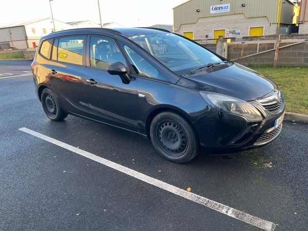 Vauxhall Zafira MPV, Diesel, 2013, Black