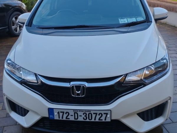 Honda Fit Hatchback, Petrol Hybrid, 2017, White