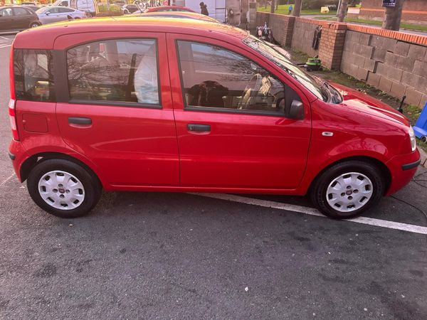 Fiat Panda Hatchback, Petrol, 2011, Red