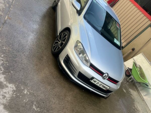Volkswagen Golf Estate, Petrol, 2014, Silver
