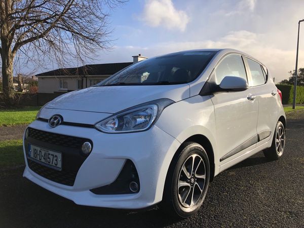 Hyundai i10 Hatchback, Petrol, 2018, White