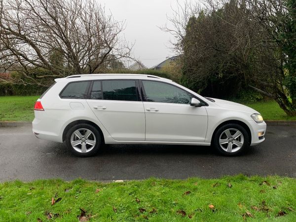 Volkswagen Golf Estate, Petrol, 2016, White