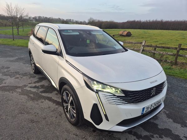 Peugeot 5008 MPV, Diesel, 2021, White
