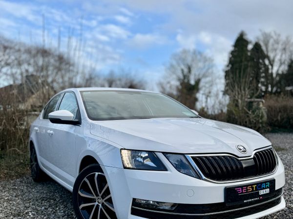 Skoda Octavia Saloon, Diesel, 2019, White