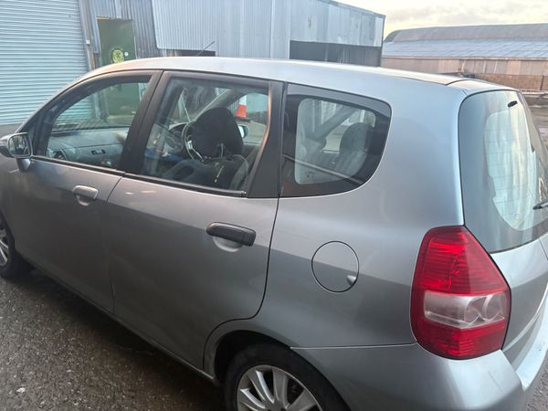 Honda Jazz Hatchback, Petrol, 2007, Silver