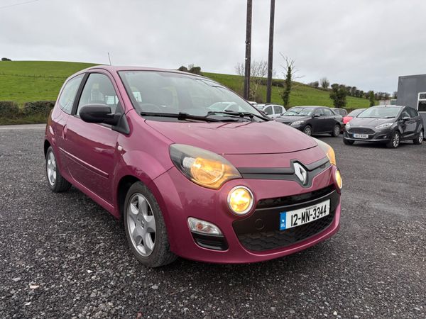 Renault Twingo Hatchback, Petrol, 2012, Red