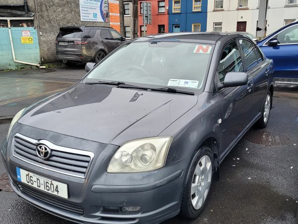 Toyota Avensis Saloon, Petrol, 2006, Grey