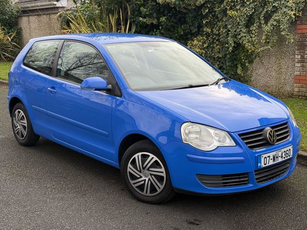 Volkswagen Polo Hatchback, Petrol, 2007, Blue