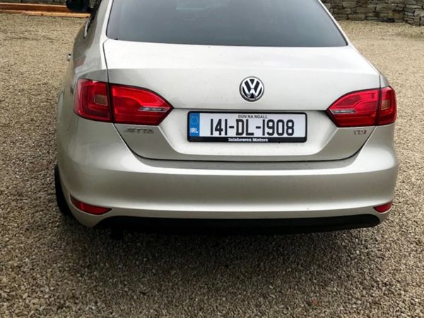 Volkswagen Jetta Saloon, Diesel, 2014, Silver