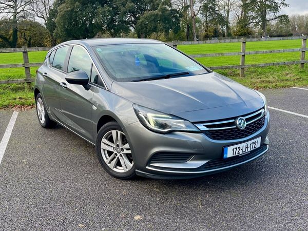 Vauxhall Astra Hatchback, Diesel, 2017, Grey