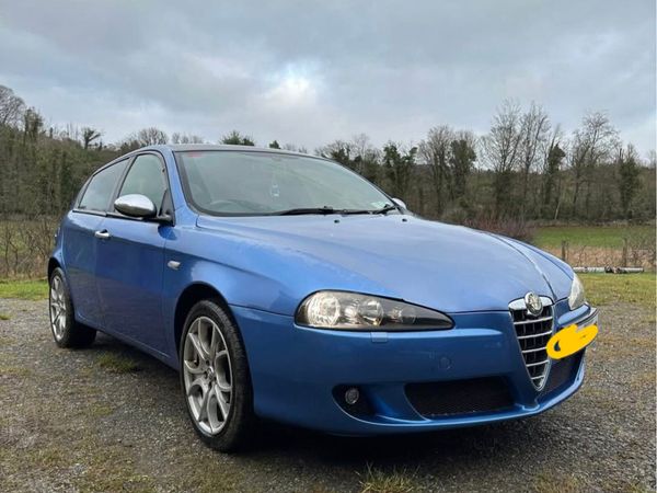 Alfa Romeo 147 Hatchback, Petrol, 2008, Blue