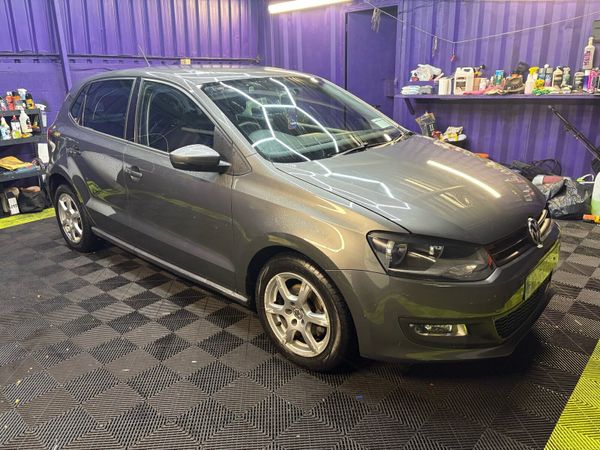 Volkswagen Polo Hatchback, Petrol, 2010, Grey