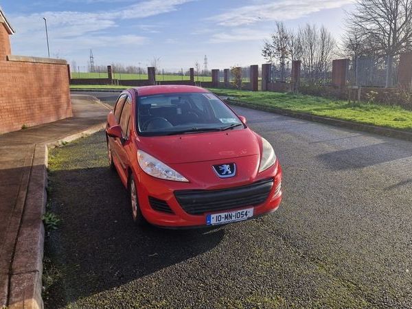 Peugeot 207 Hatchback, Petrol, 2010, Red