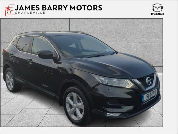Nissan Qashqai MPV, Petrol, 2019, Black