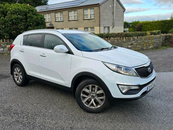 Kia Sportage SUV, Diesel, 2015, White