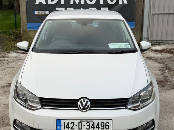 Volkswagen Polo Hatchback, Petrol, 2014, White