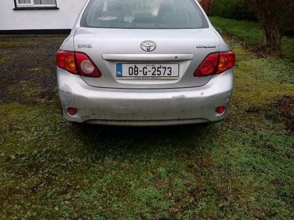 Toyota Corolla Saloon, Petrol, 2008, Silver