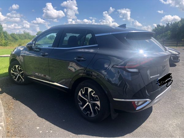 Kia Sportage SUV, Diesel Hybrid, 2023, Grey