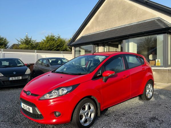 Ford Fiesta Hatchback, Petrol, 2010, Red