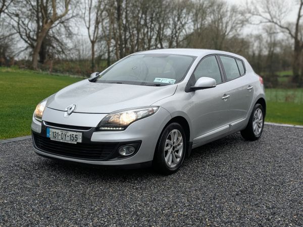 Renault Megane Hatchback, Diesel, 2013, Silver