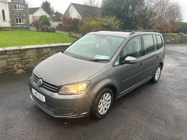 Volkswagen Touran MPV, Diesel, 2011, Grey