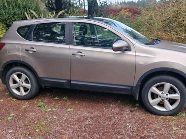 Nissan Qashqai Hatchback, Petrol, 2008, Brown