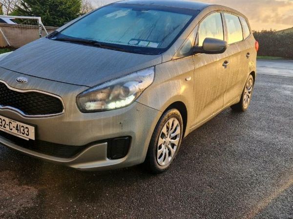 Kia Carens MPV, Petrol, 2013, Silver