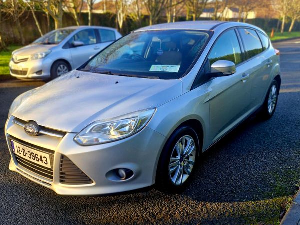 Ford Focus Hatchback, Diesel, 2012, Silver