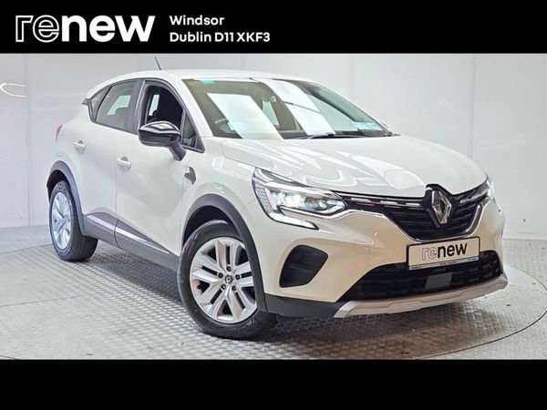 Renault Captur Hatchback, Petrol, 2021, White