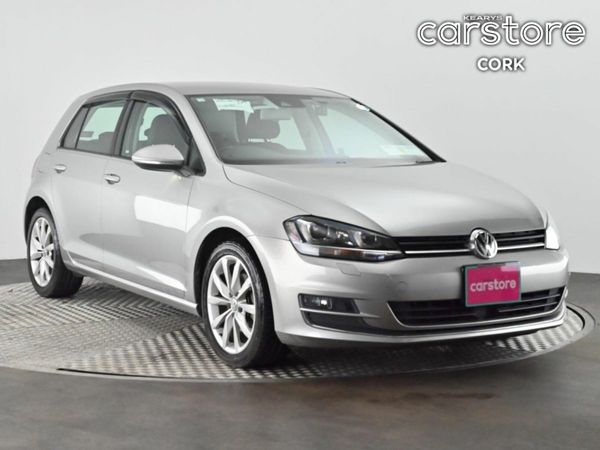 Volkswagen Golf Hatchback, Petrol, 2016, Silver