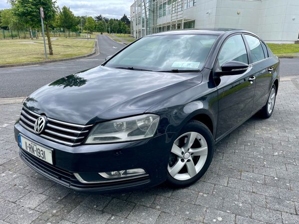 Volkswagen Passat Saloon, Diesel, 2011, Black