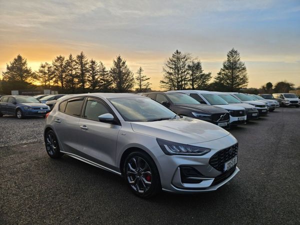 Ford Focus Hatchback, Petrol, 2023, Grey