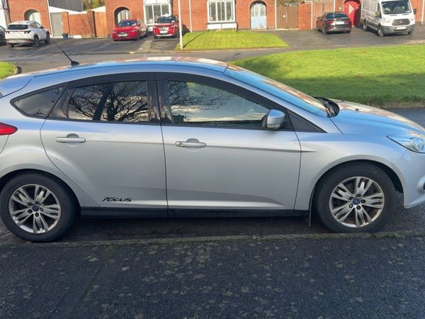 Ford Focus Hatchback, Diesel, 2012, Silver
